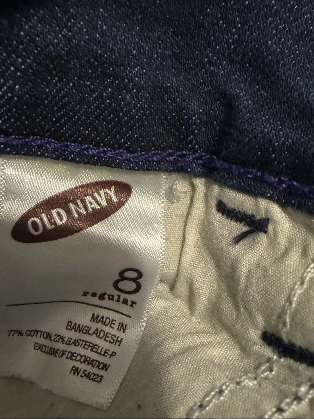 Old Navy “The Diva” Dark Blue Flare Jeans size 8 - Picture 3 of 4